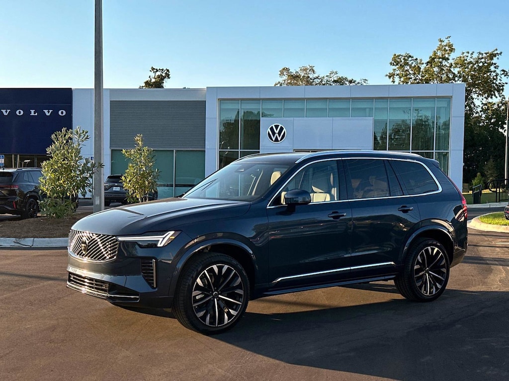 New 2026 Volvo XC90 B6 Plus 7-Seater SUV