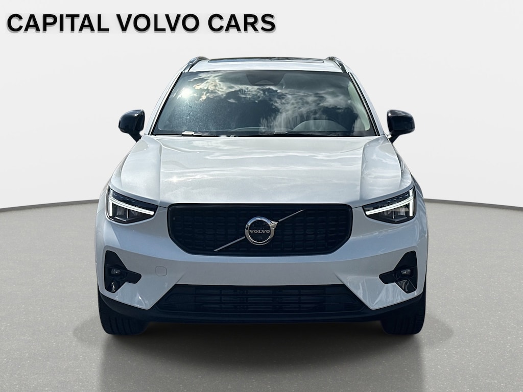 New 2026 Volvo XC40 B5 Plus SUV