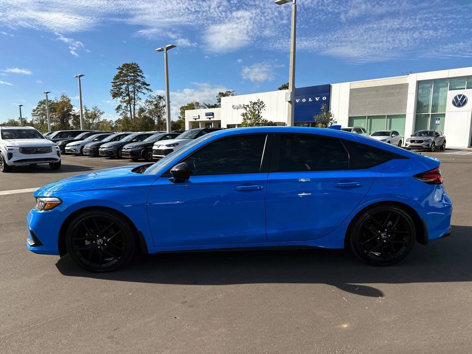 2022 Honda Civic Sport photo 2