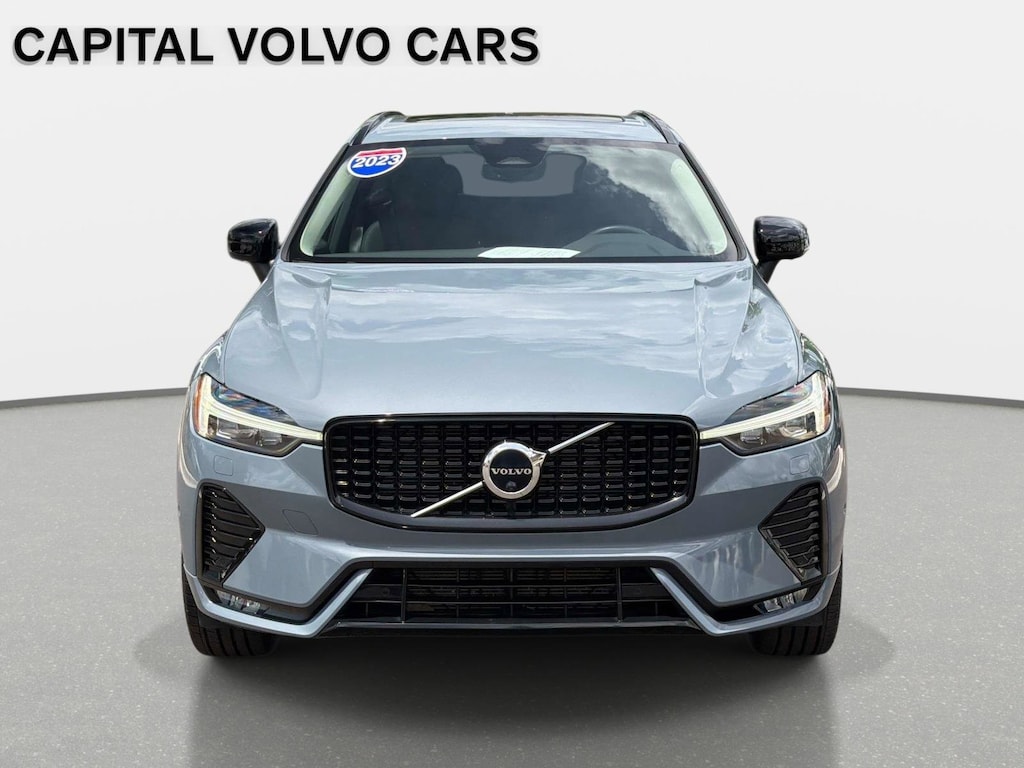 Used 2023 Volvo XC60 B5 FWD Plus Dark SUV