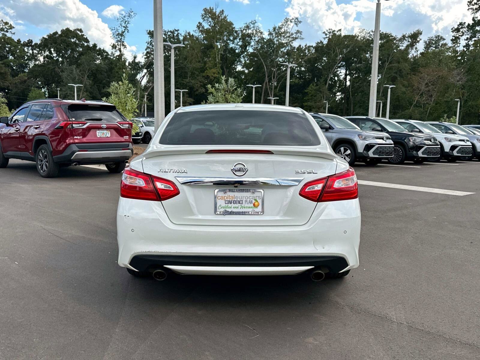 2017 Nissan Altima 3.5 SL photo 2