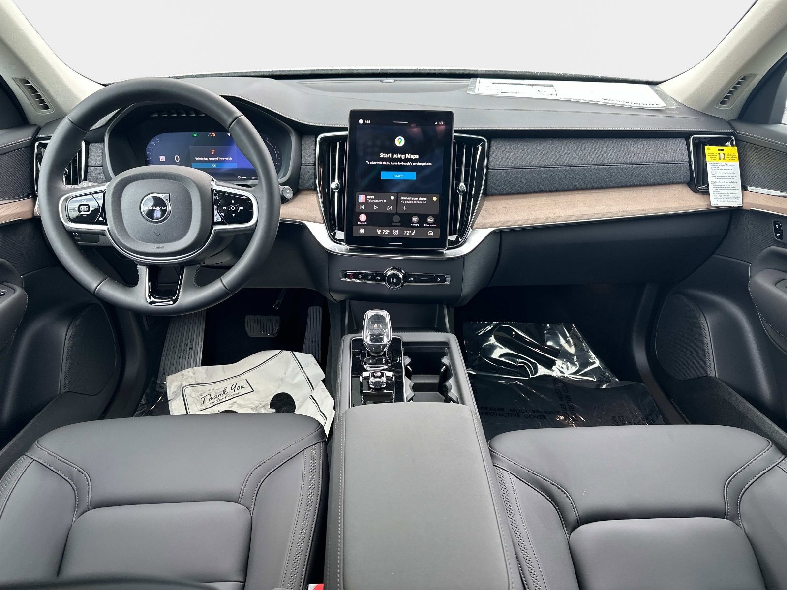 2026 Volvo XC90 Plus - Photo 14