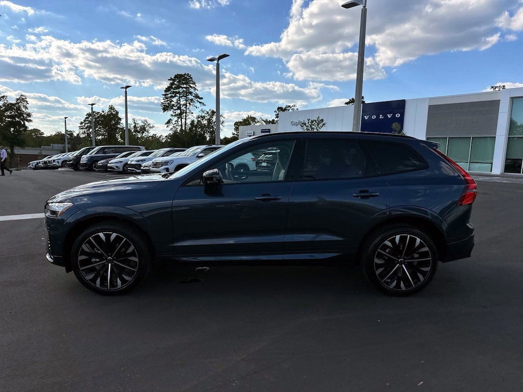New 2026 Volvo XC60 B5 Ultra SUV