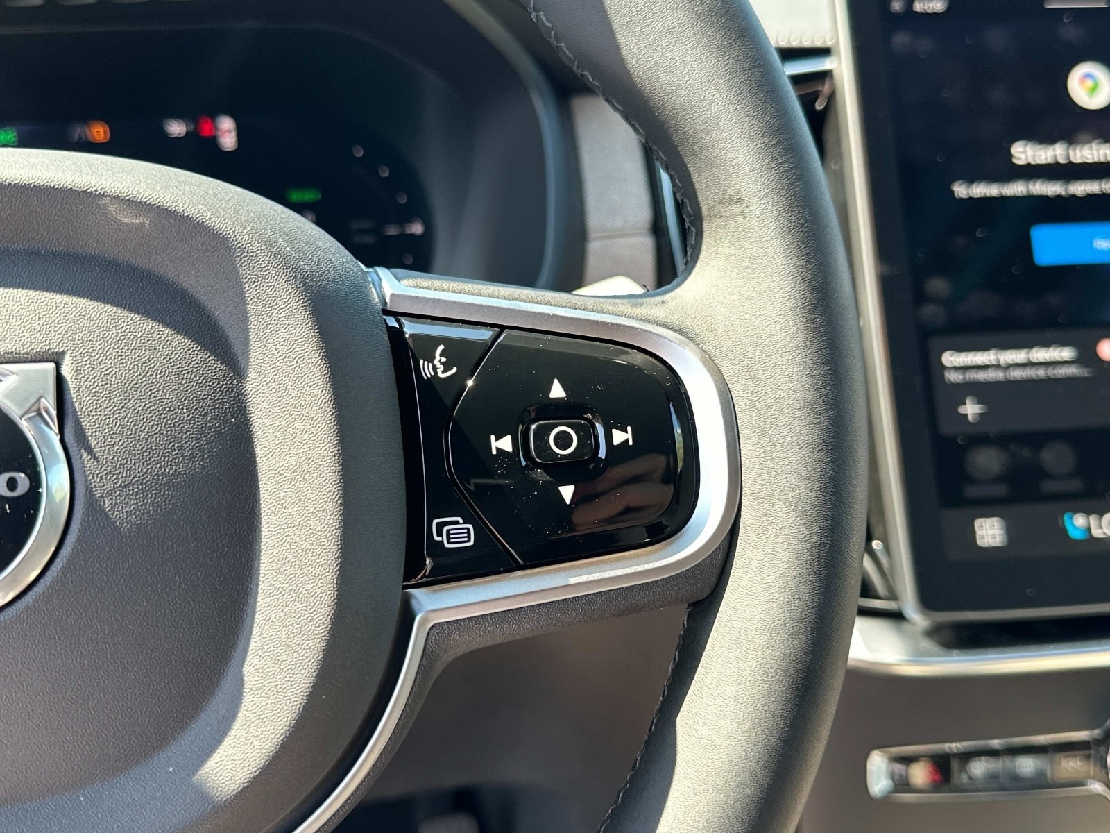 2026 Volvo XC90 Ultra - Photo 25