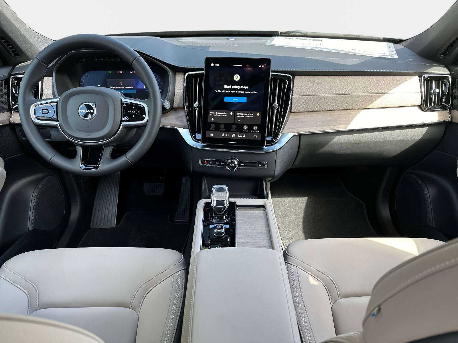 2026 Volvo XC90 Plus - Photo 14