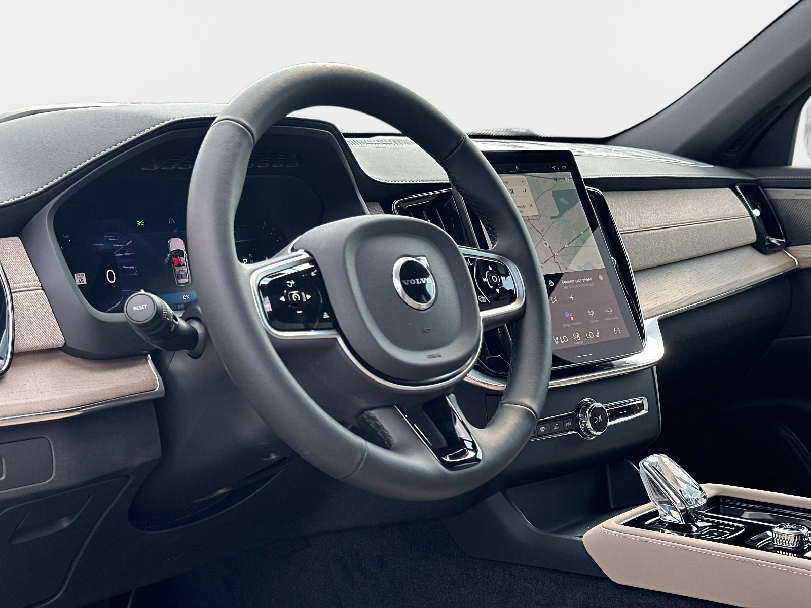 2026 Volvo XC90 Ultra - Photo 27
