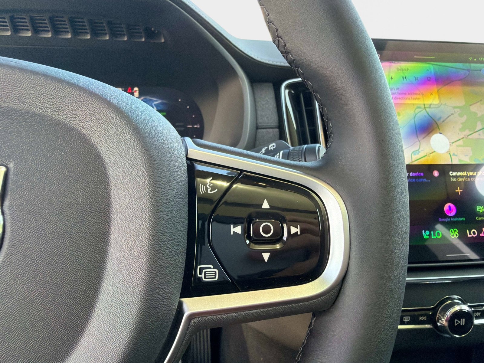 2026 Volvo XC90 Ultra - Photo 27