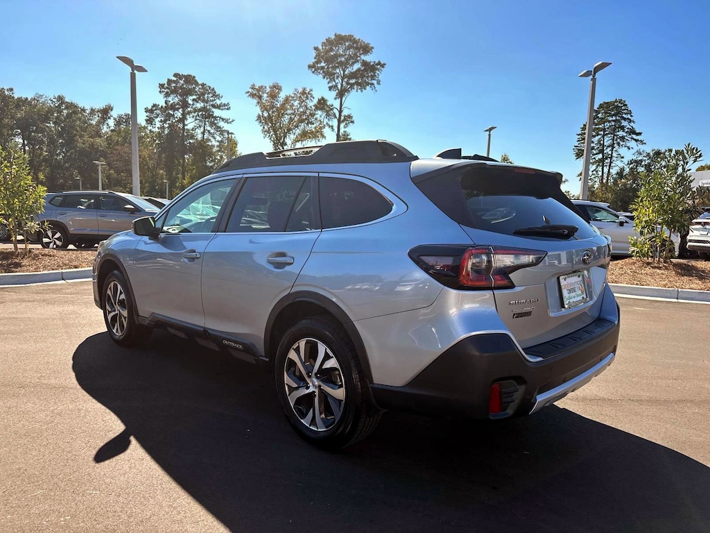 Used 2021 Subaru Outback Limited SUV