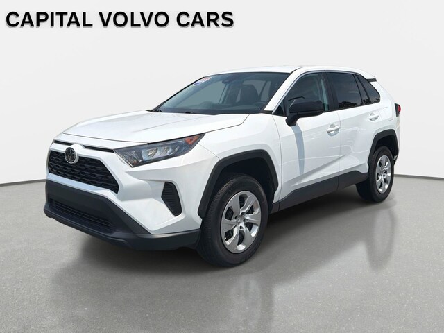 2022 Toyota RAV4 LE SUV