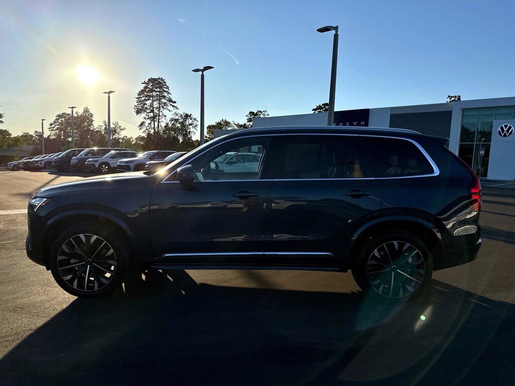 New 2026 Volvo XC90 B6 Plus 7-Seater SUV