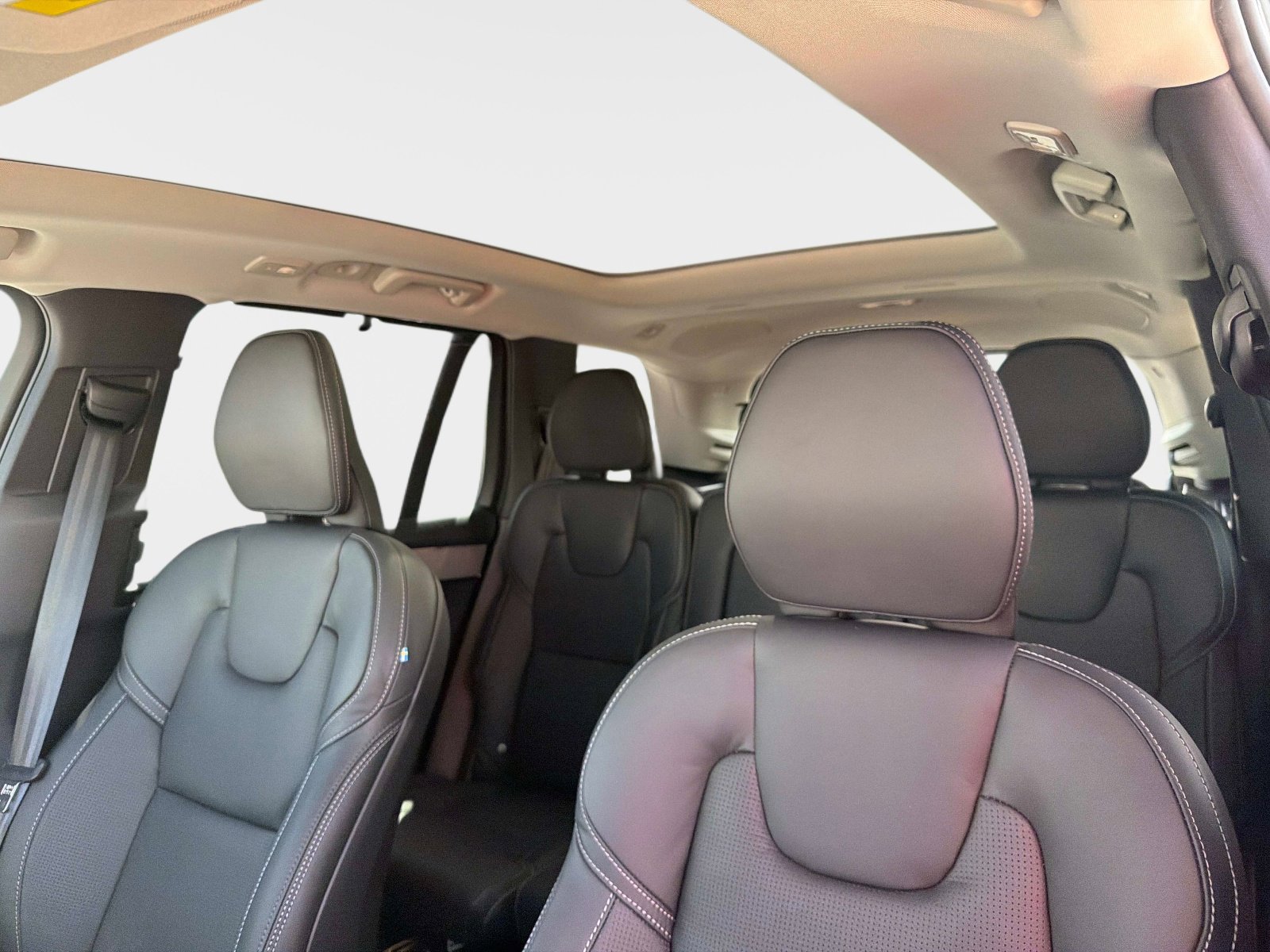 2026 Volvo XC90 Ultra - Photo 20