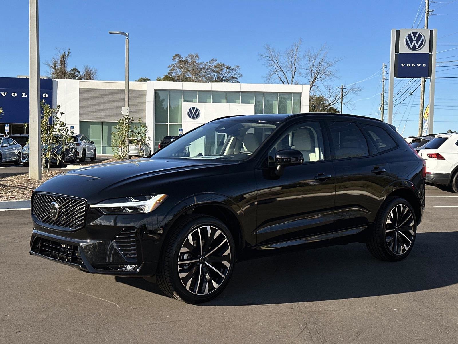 2026 Volvo XC60 Ultra's photo