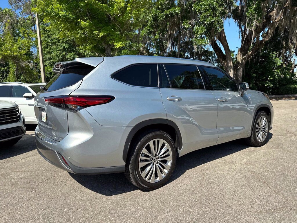Used 2022 Toyota Highlander Platinum SUV