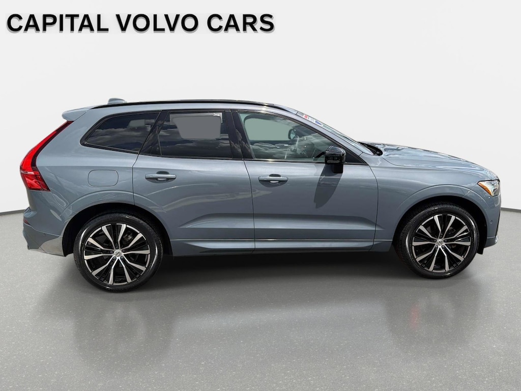 Used 2023 Volvo XC60 B5 FWD Plus Dark SUV