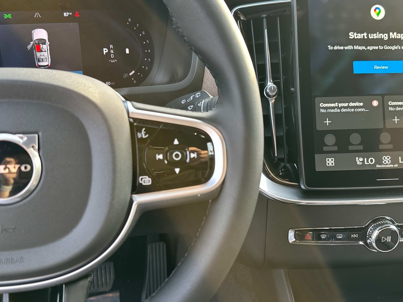 2026 Volvo XC90 Plus - Photo 25