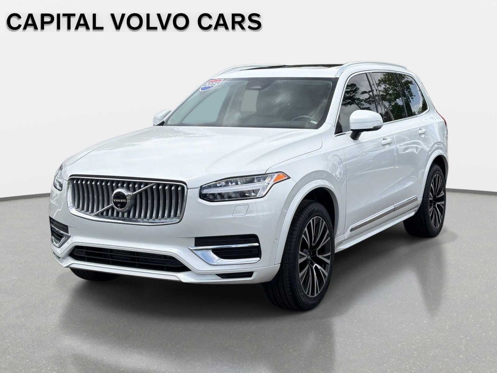 2025 Volvo XC90 Plug-In Hybrid