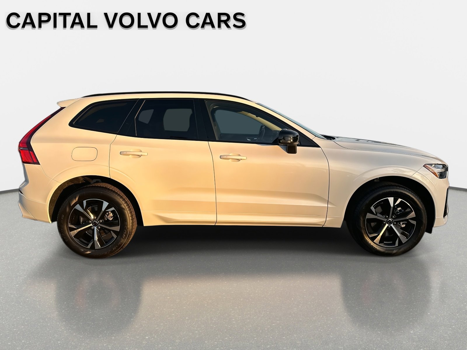 2026 Volvo XC60 Core - Photo 6