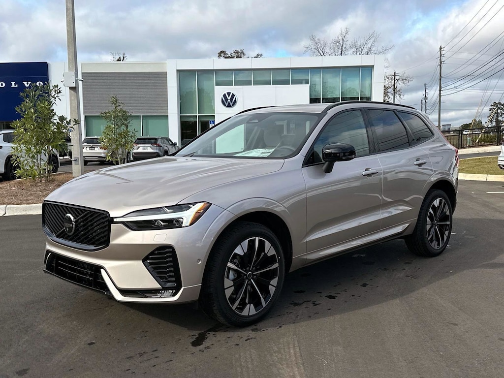 New 2026 Volvo XC60 B5 Plus SUV