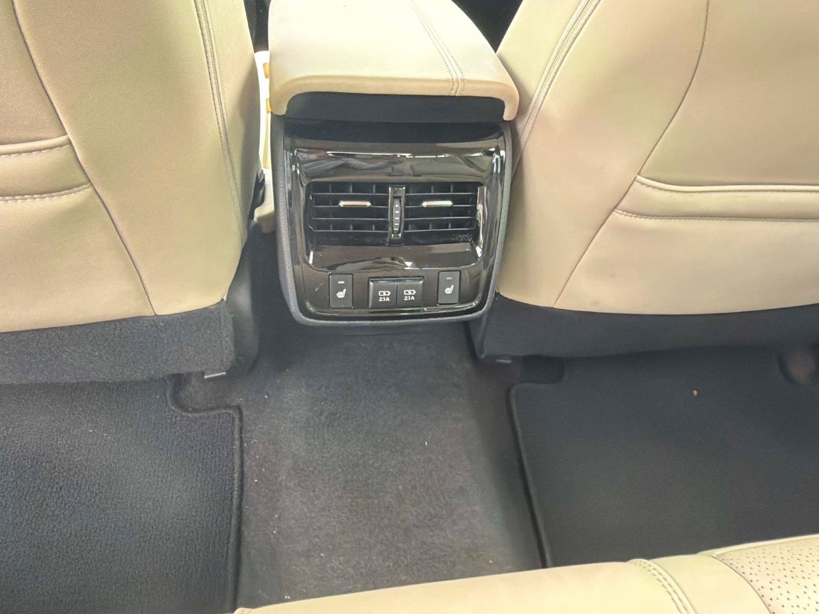 2019 Toyota Avalon 13