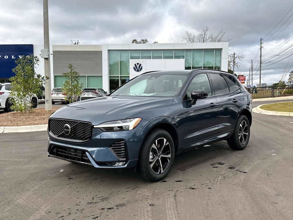 New 2026 Volvo XC60 B5 Core SUV