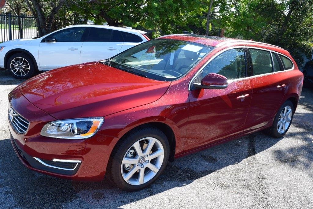 2016 Volvo V60 T6
