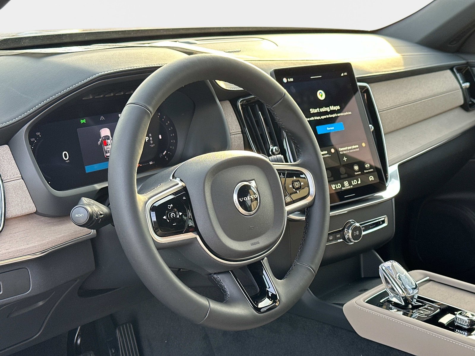 2026 Volvo XC90 Plus - Photo 28