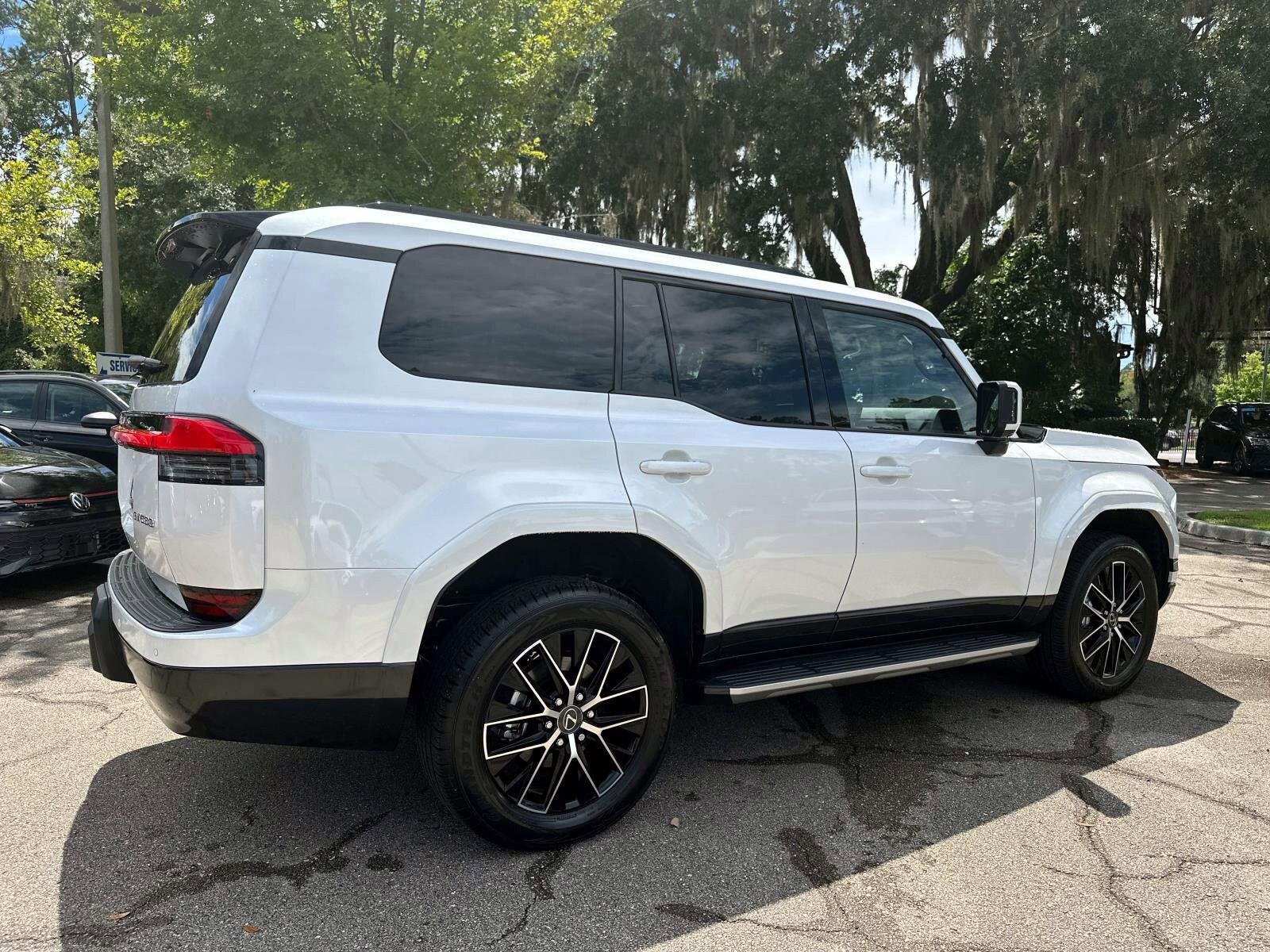 2024 Lexus GX 550 Premium photo 3