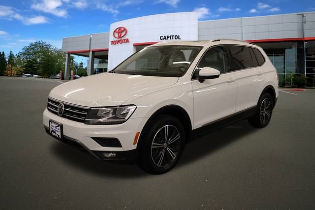 2019 Volkswagen Tiguan SEL photo 3