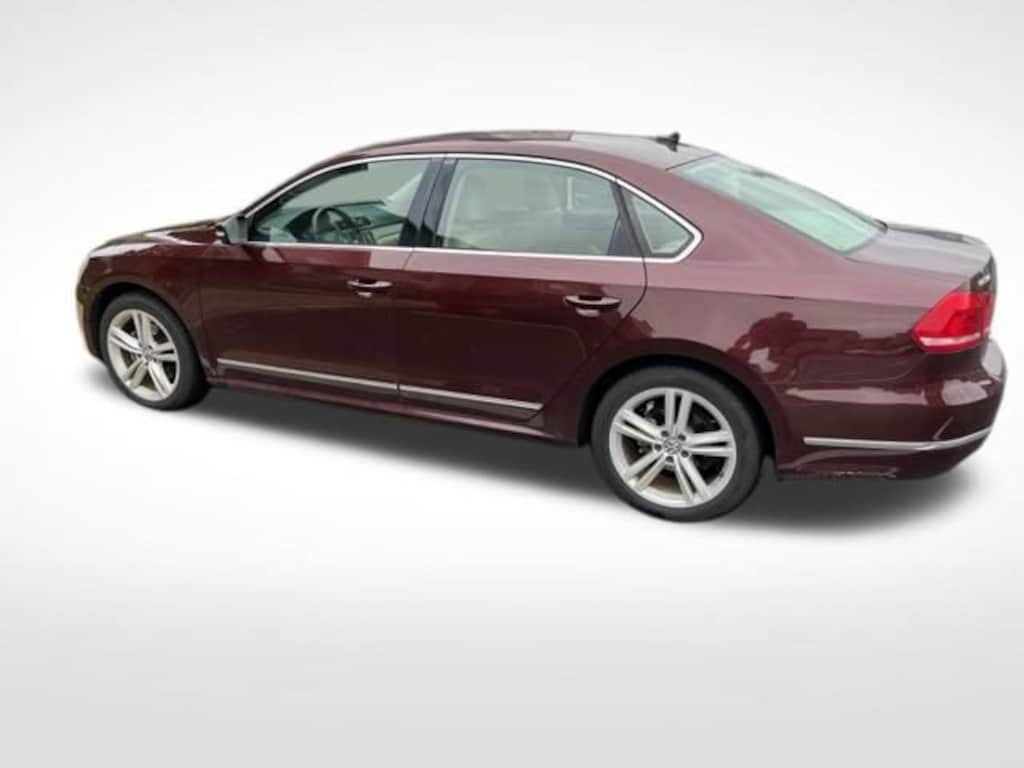 Used 2014 Volkswagen Passat TDI SE Sedan