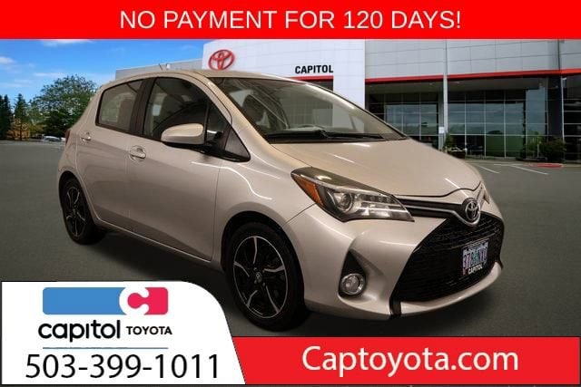 2015 Toyota Yaris SE's photo
