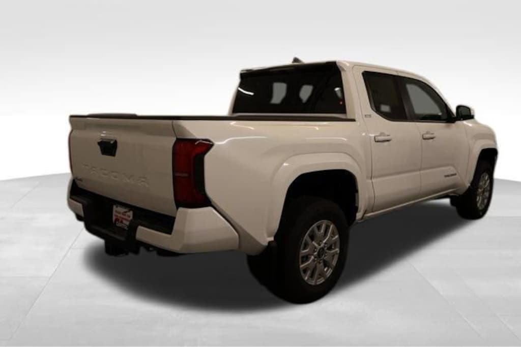 New 2025 Toyota Tacoma SR5 4X4 DOUBLE CAB