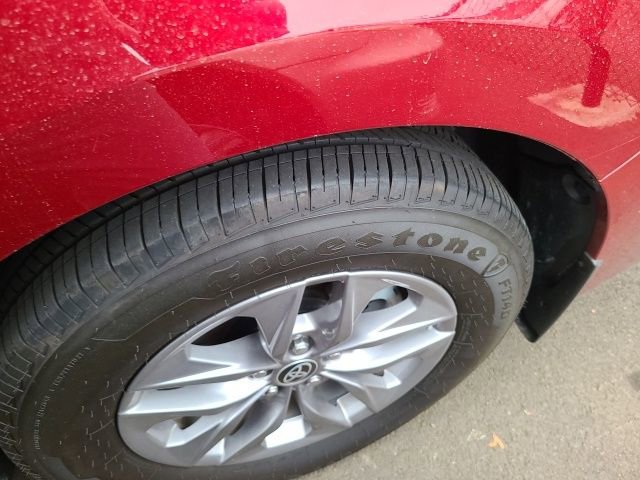 2023 Toyota Sienna XLE photo 4