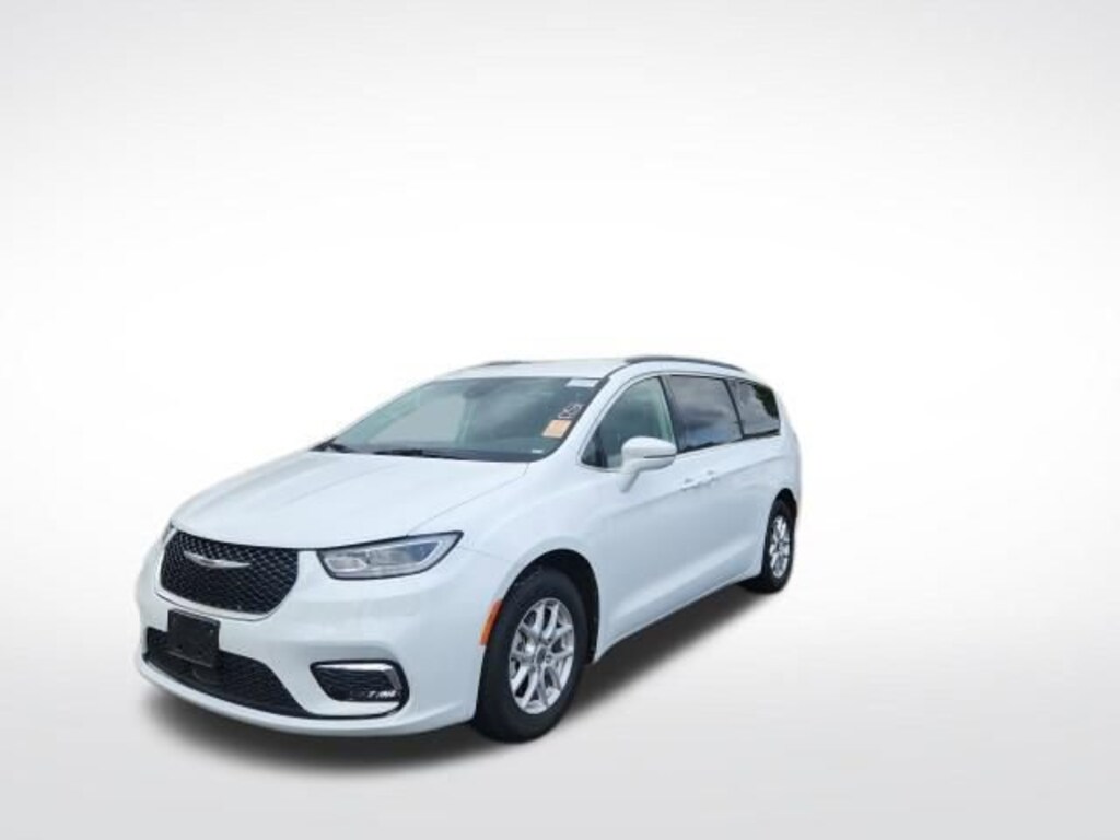 Used 2022 Chrysler Pacifica Touring L Van Passenger Van