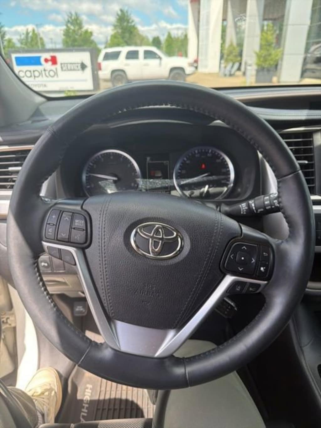 Used 2019 Toyota Highlander Limited Platinum SUV