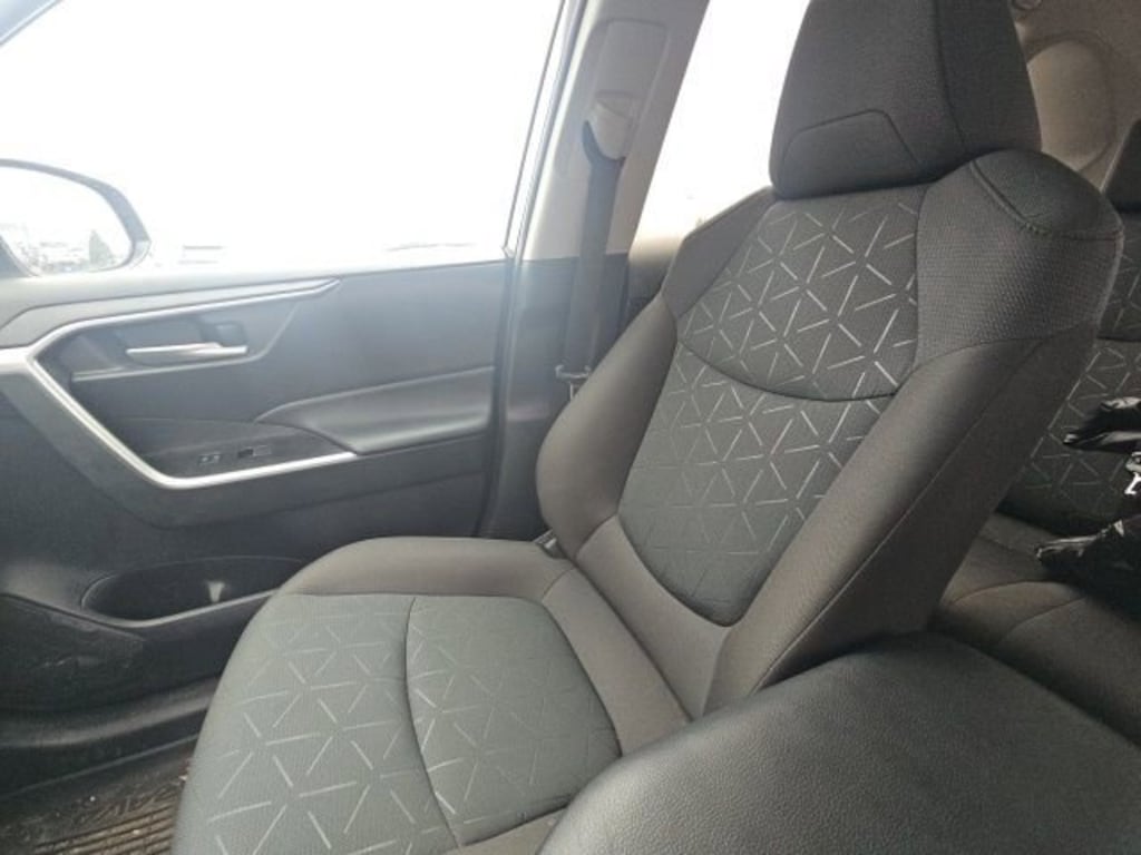 Used 2023 Toyota RAV4 XLE SUV