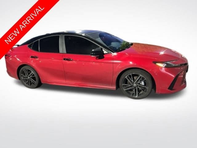 2025 Toyota Camry XSE's photo