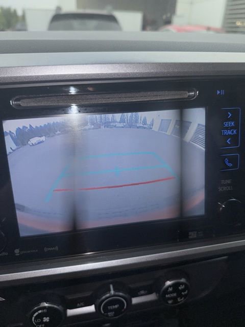 2018 Toyota Tacoma SR5 photo 3
