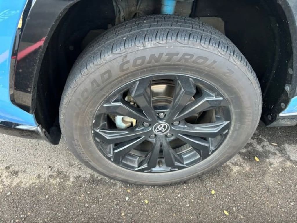 Used 2022 Toyota RAV4 Hybrid SE SUV