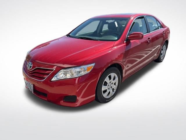 2010 Toyota Camry LE photo 2
