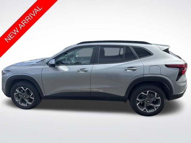 2025 Chevrolet Trax LT's photo