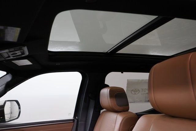 2026 Toyota Tundra 1794 Edition - Photo 12