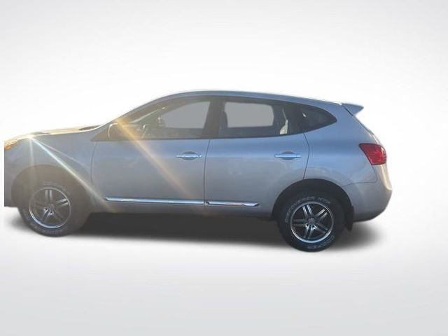 2013 Nissan Rogue S photo 3
