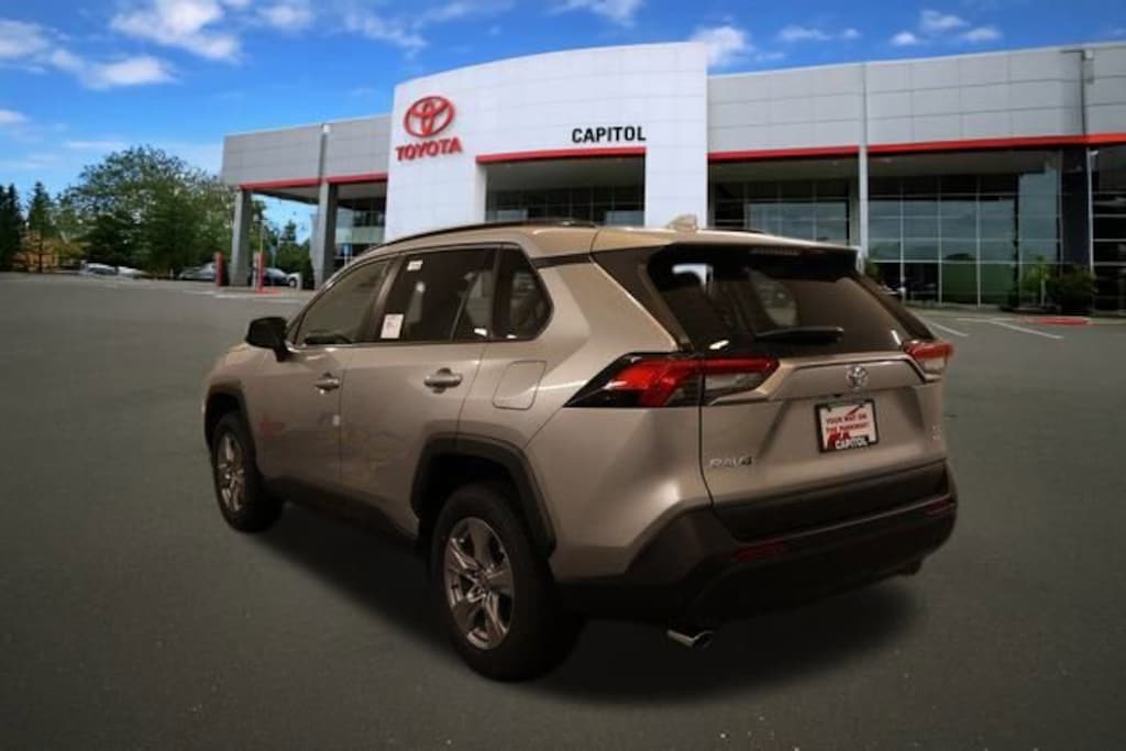 New 2025 Toyota RAV4 XLE XLE AWD SUV
