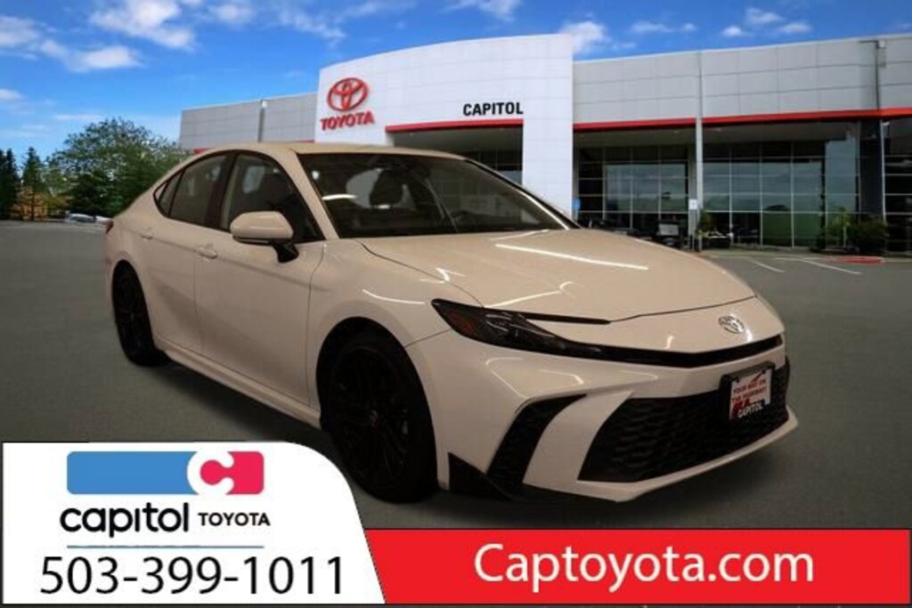 Used 2025 Toyota Camry SE Sedan
