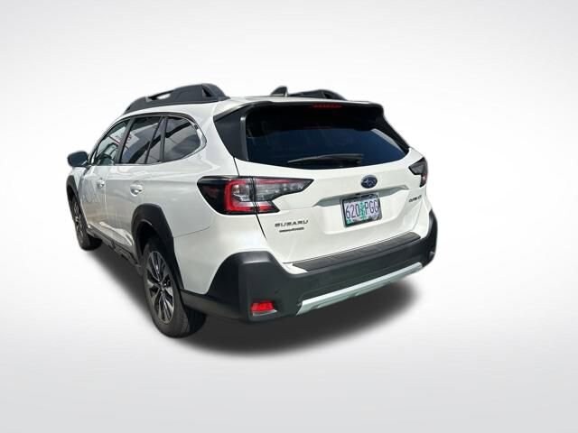 2023 Subaru Outback Limited photo 3