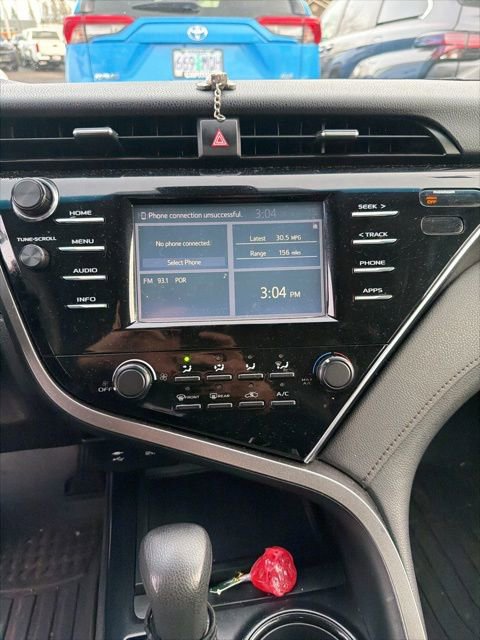 2018 Toyota Camry LE photo 4