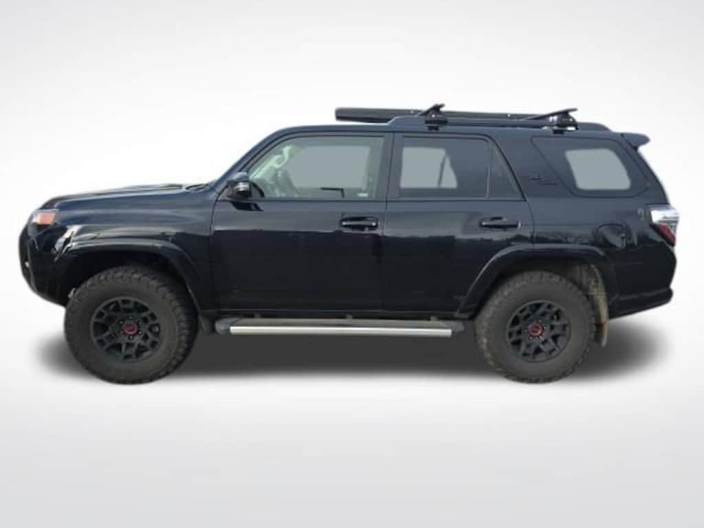 Used 2024 Toyota 4Runner TRD Off-Road Premium SUV