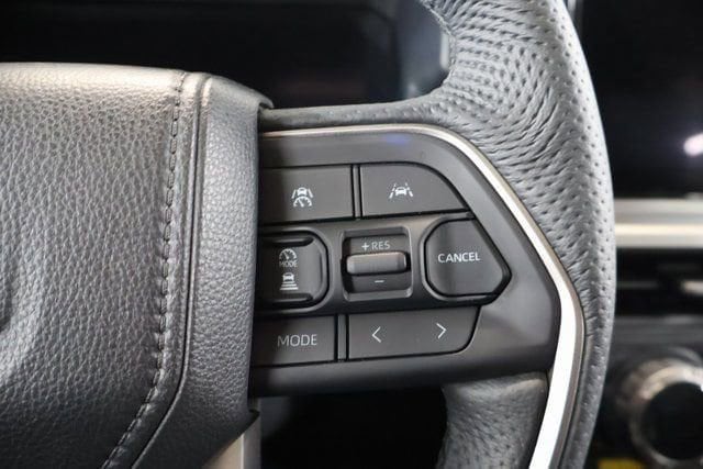 2025 Toyota Tacoma TRD Off Road - Photo 18