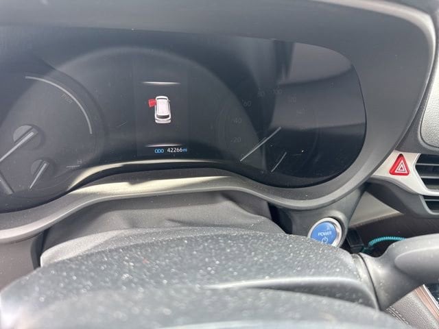 Used 2023 Toyota Sienna XLE with VIN 5TDYRKEC2PS138394 for sale in Salem, OR