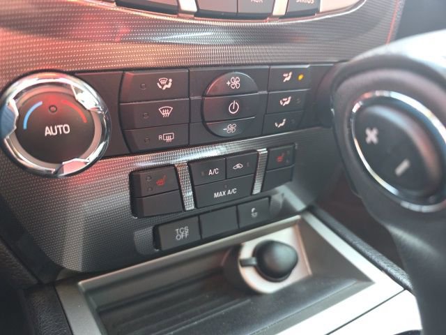 2011 Ford Fusion SEL photo 4